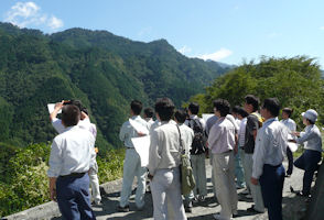 桑の川現地