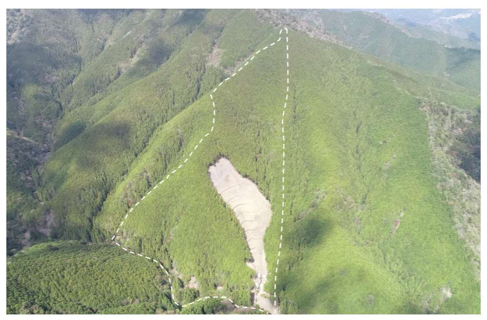 島ノ川山3233はドローン撮影画像