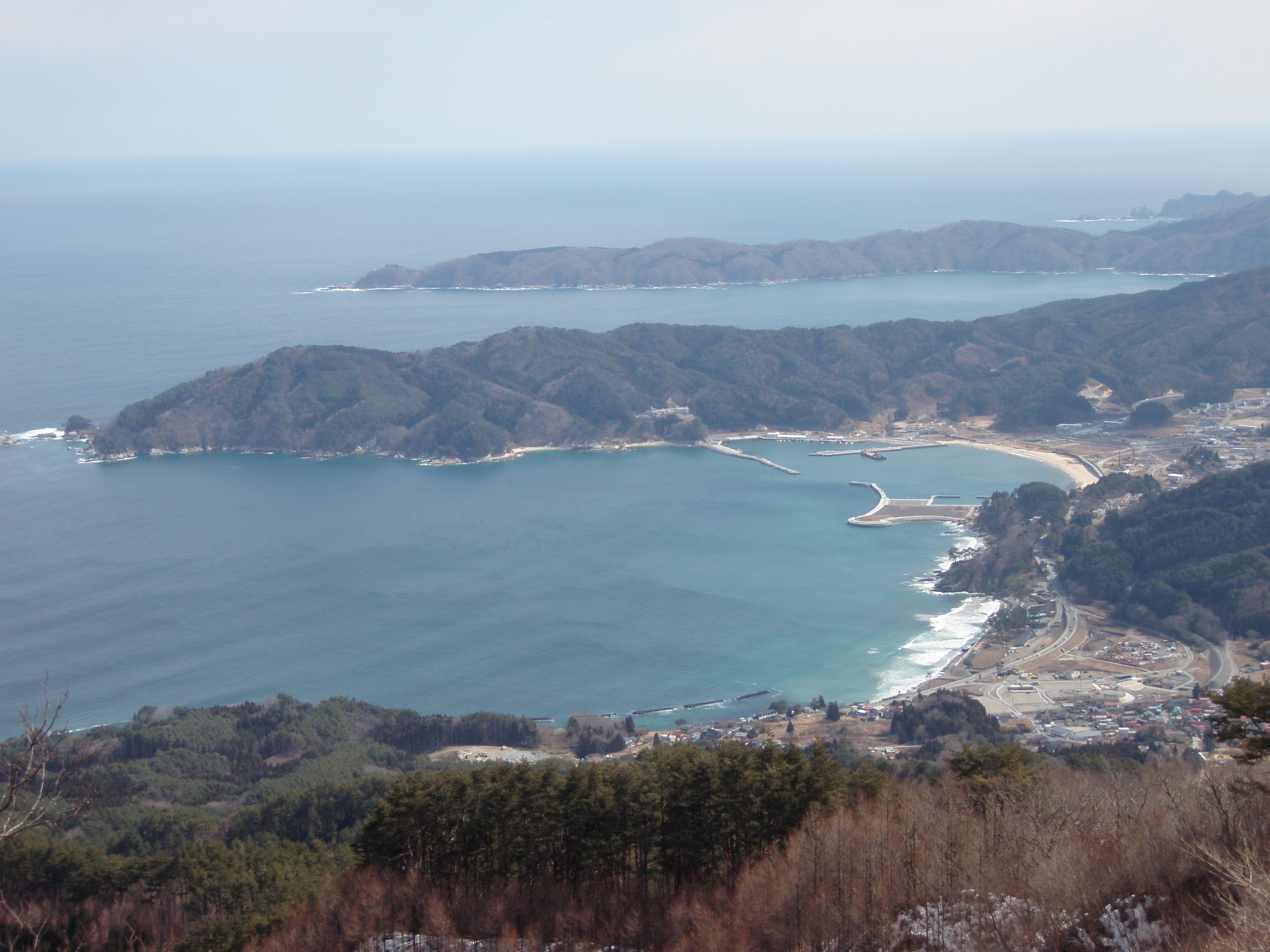 鯨山より浪板海岸を望む