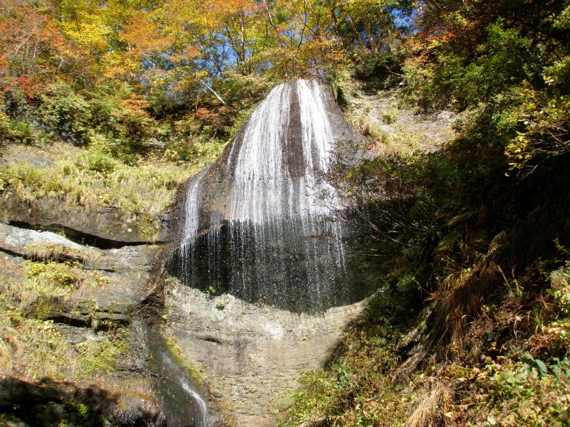 白糸の滝（秋）