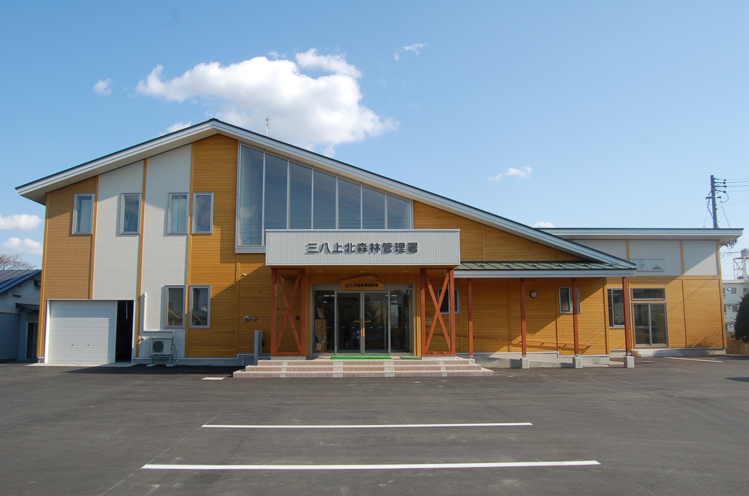 庁舎正面
