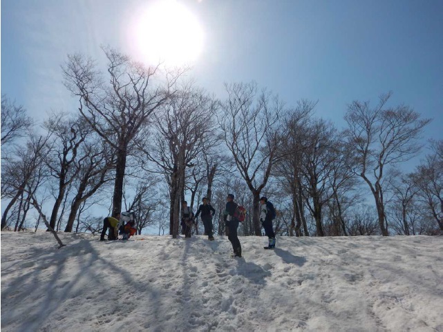 冬山の歩行技術を学ぶ