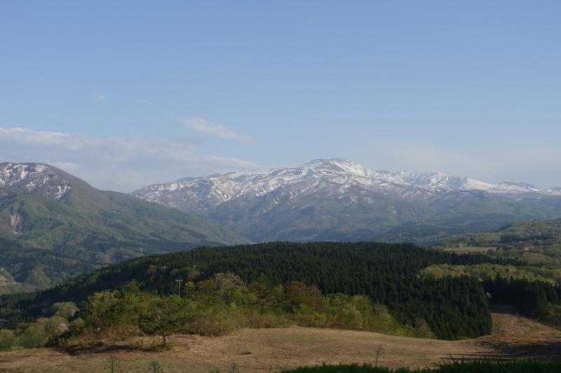 羽黒山スキー場より