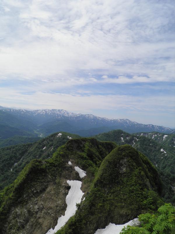 摩耶山頂から望む以東岳