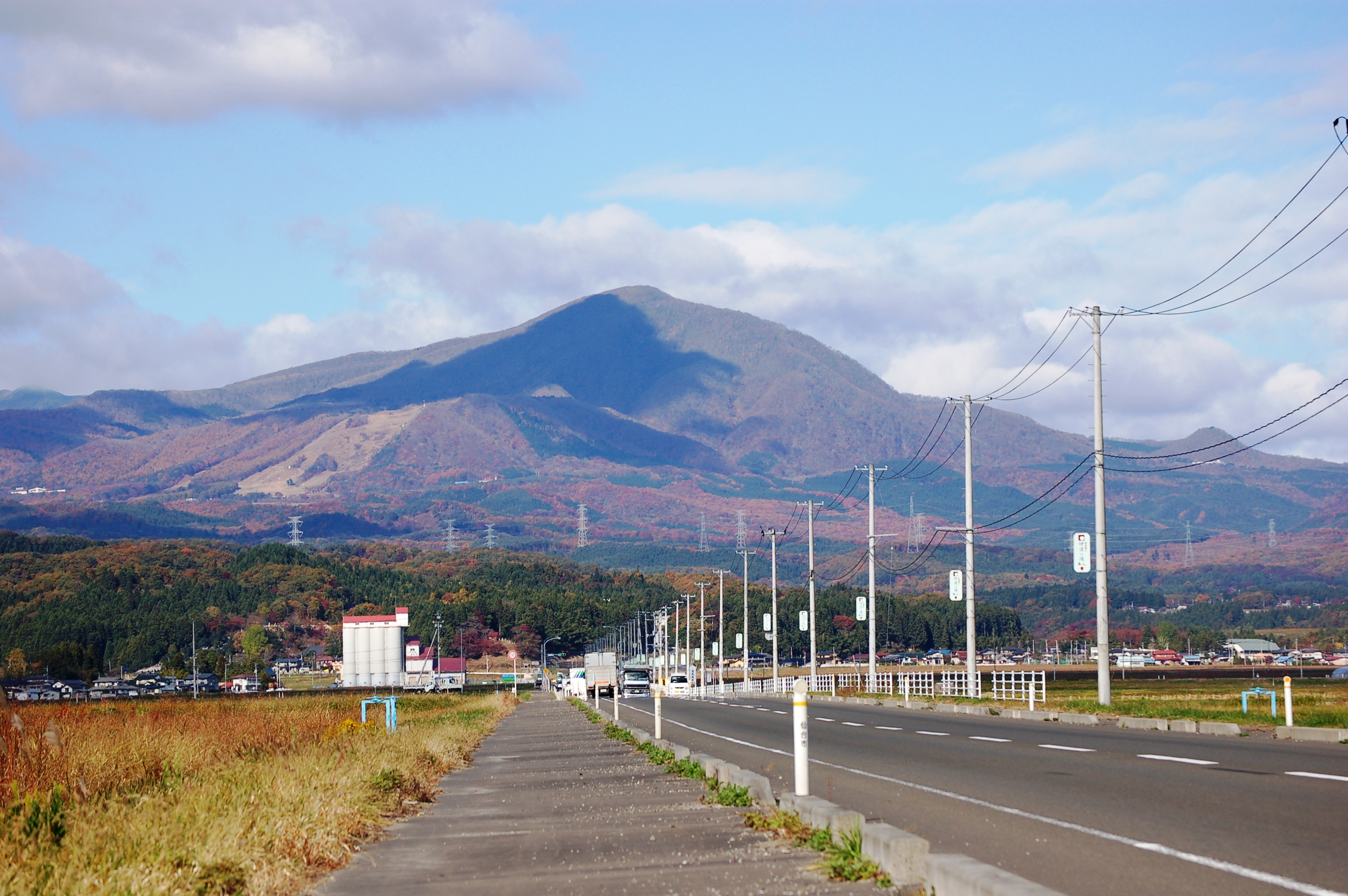 泉ヶ岳通り