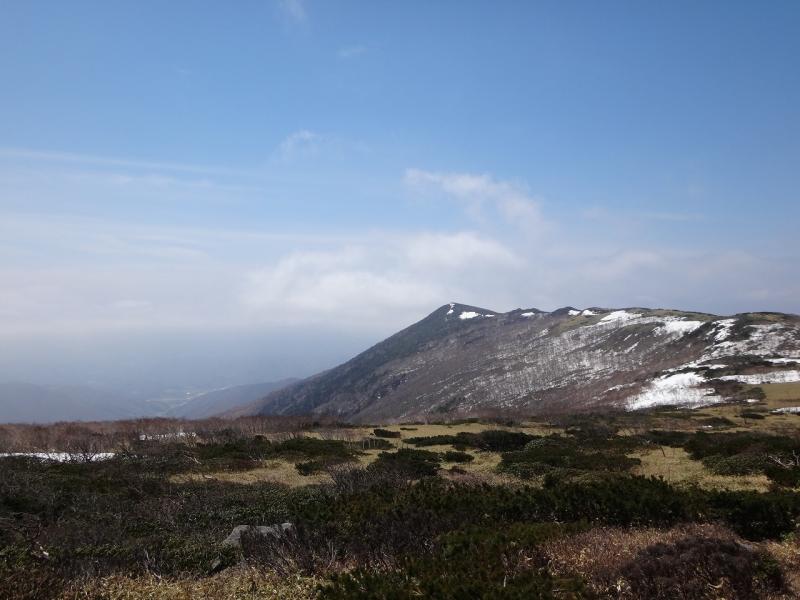 五葉山頂上付近からの風景