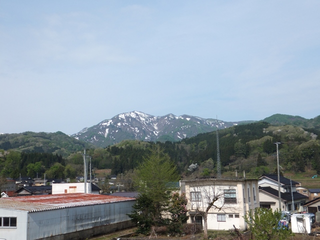湯ノ沢岳0507