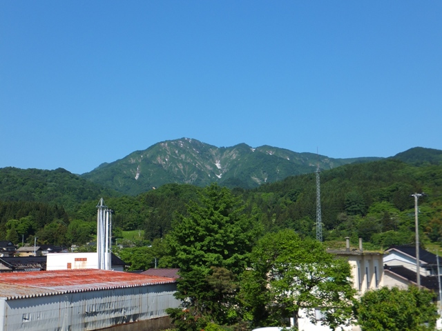 湯ノ沢岳250604