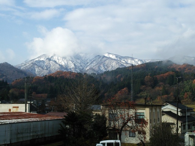 湯ノ沢岳251202