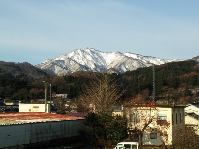 湯ノ沢岳251209