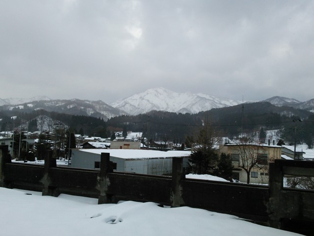 湯ノ沢岳251224