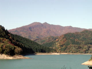 素波里園地から望む駒ヶ岳