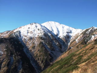 熊越付近から大朝日岳