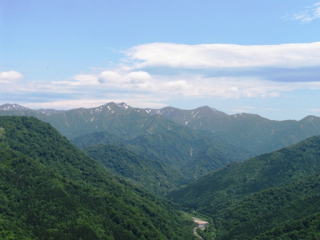 徳網山から朝日連峰