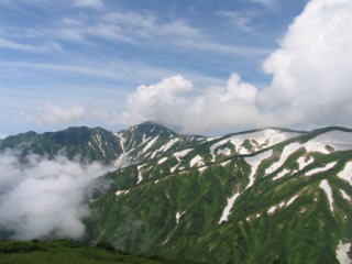 草履塚から大日岳