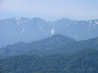 横根山から石転び沢方向