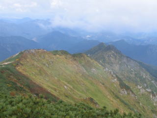 飯豊山山頂から宝珠山