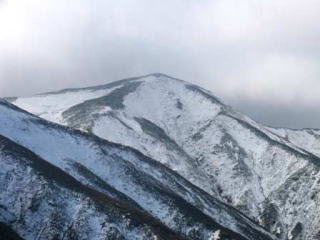 銀玉水上部から中岳