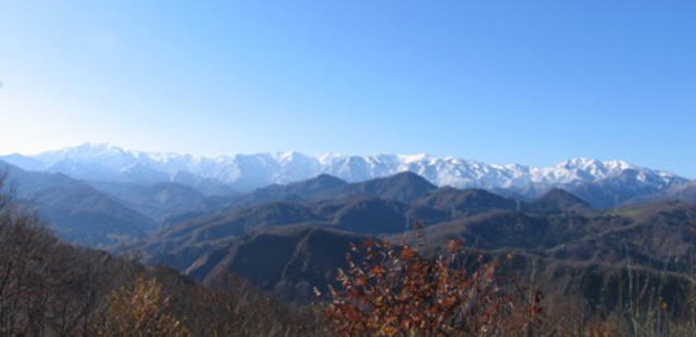 横根山から飯豊連峰