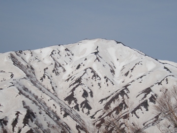 地蔵清水付近から飯豊山