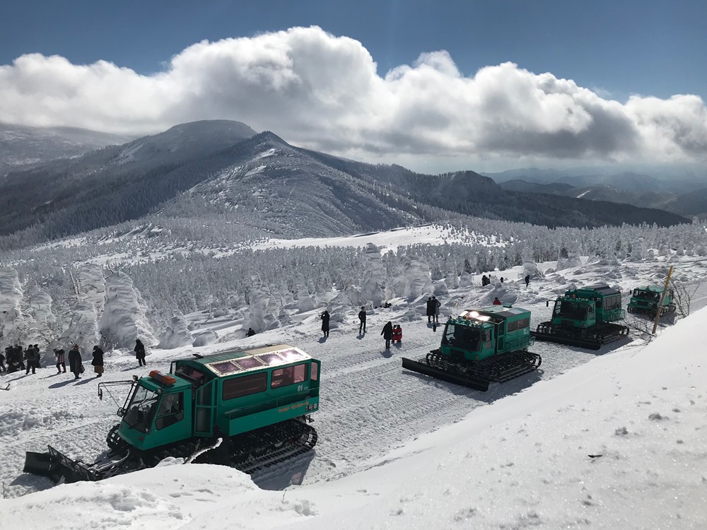 樹氷ツアーと雪上車