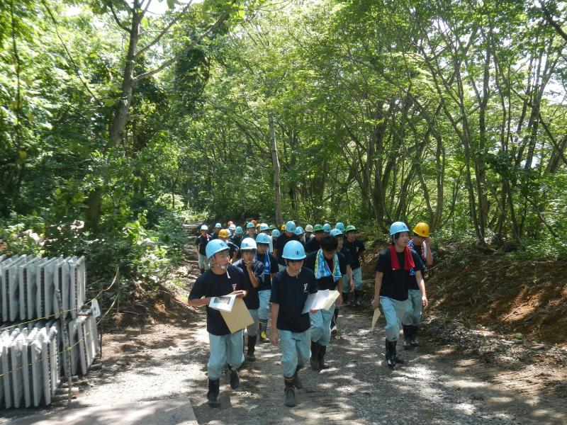 2号治山ダムへ移動