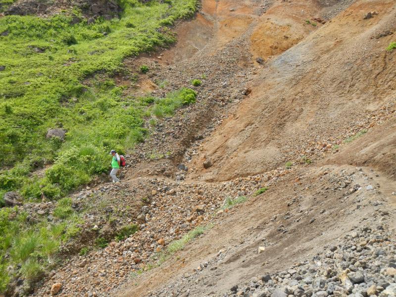 祓川登山道を下る