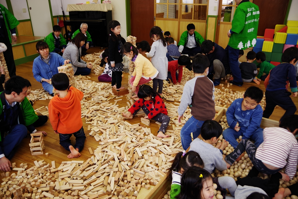 積み木遊び